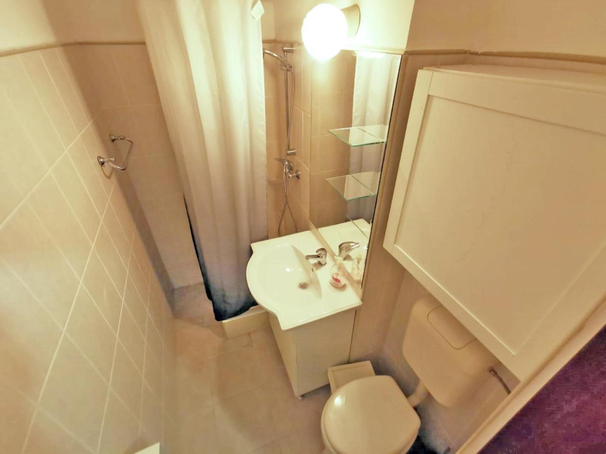Cozy Studio Athenee Appartement Boekarest Buitenkant foto